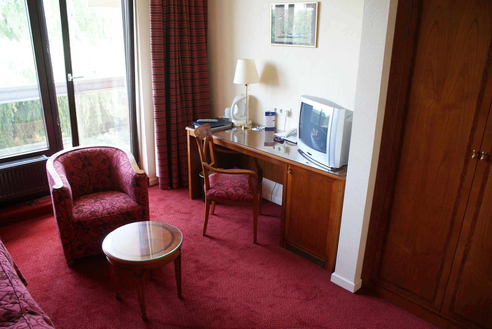 Hotel Les 3 Cles Gembloux Ngoại thất bức ảnh