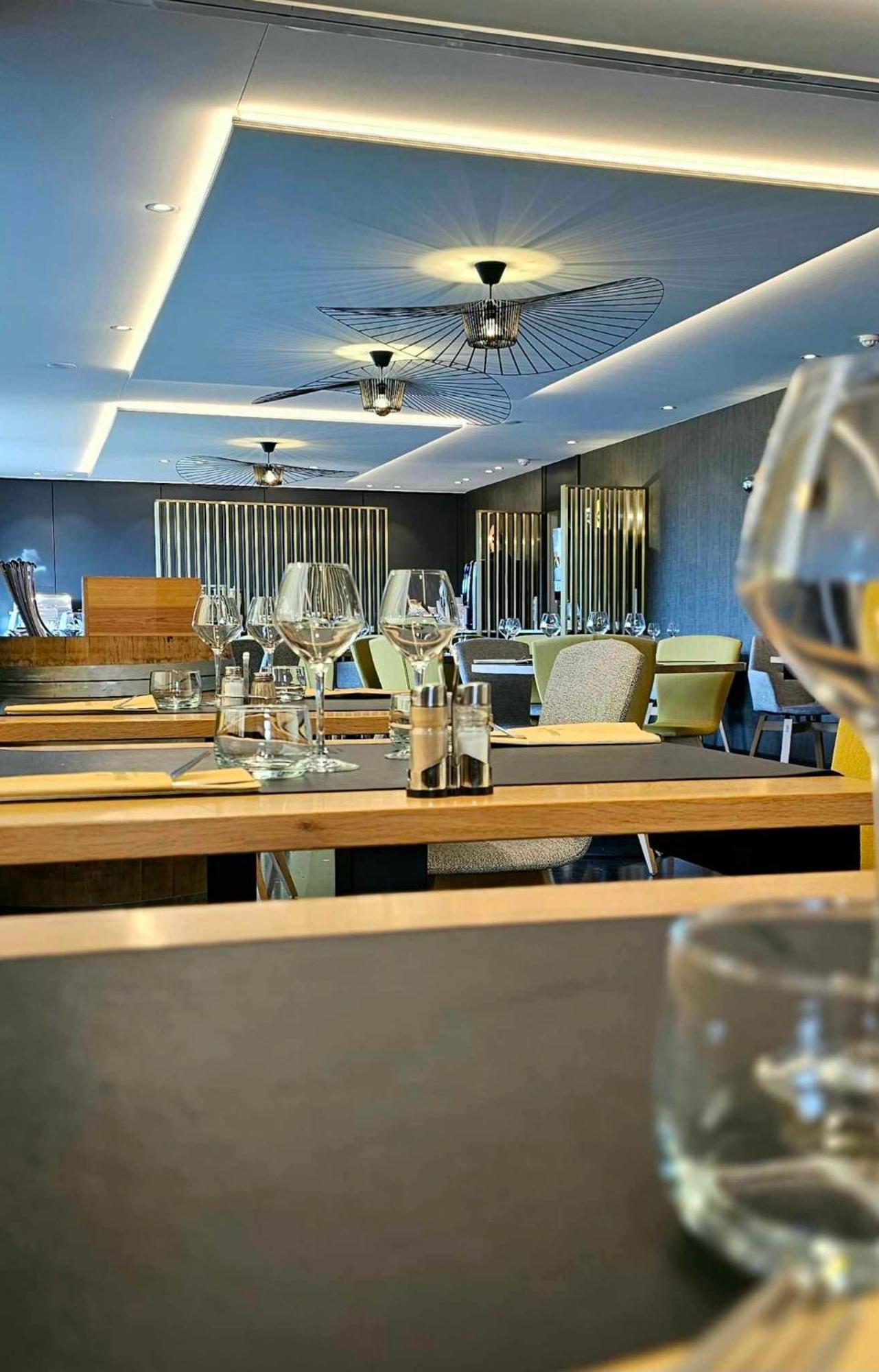 Hotel Les 3 Cles Gembloux Ngoại thất bức ảnh