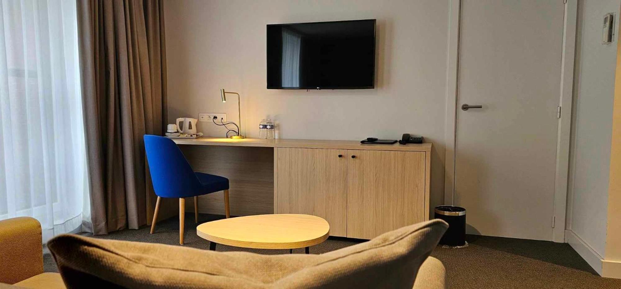 Hotel Les 3 Cles Gembloux Ngoại thất bức ảnh