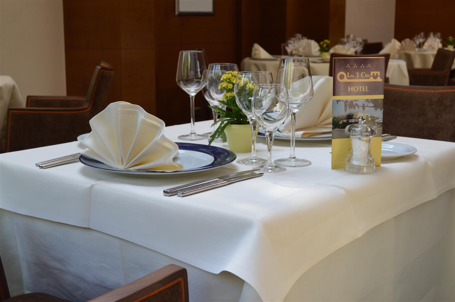 Hotel Les 3 Cles Gembloux Ngoại thất bức ảnh