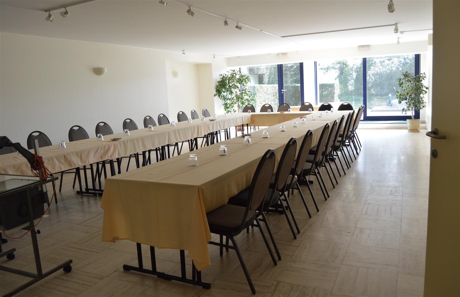 Hotel Les 3 Cles Gembloux Ngoại thất bức ảnh
