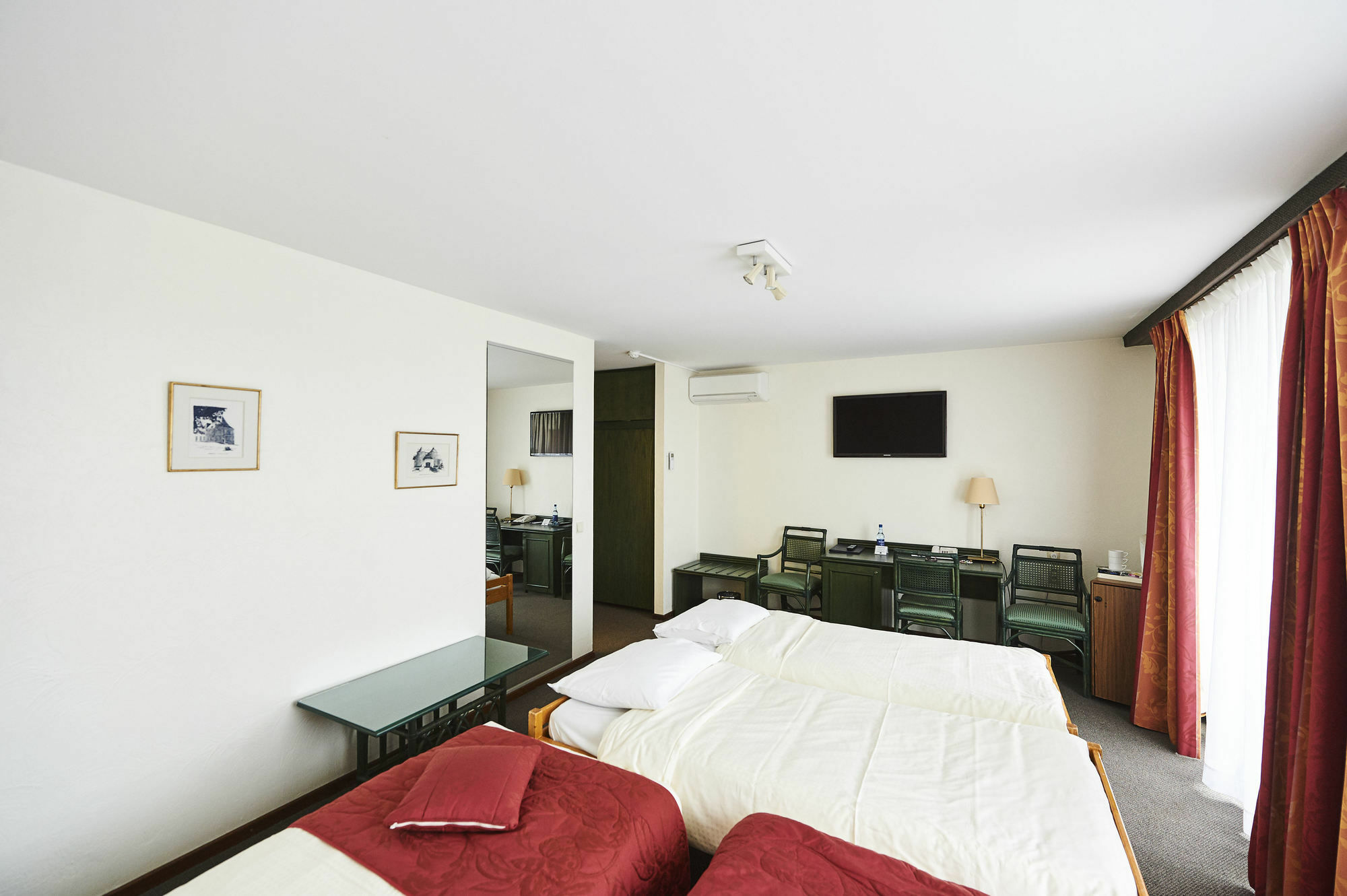 Hotel Les 3 Cles Gembloux Ngoại thất bức ảnh