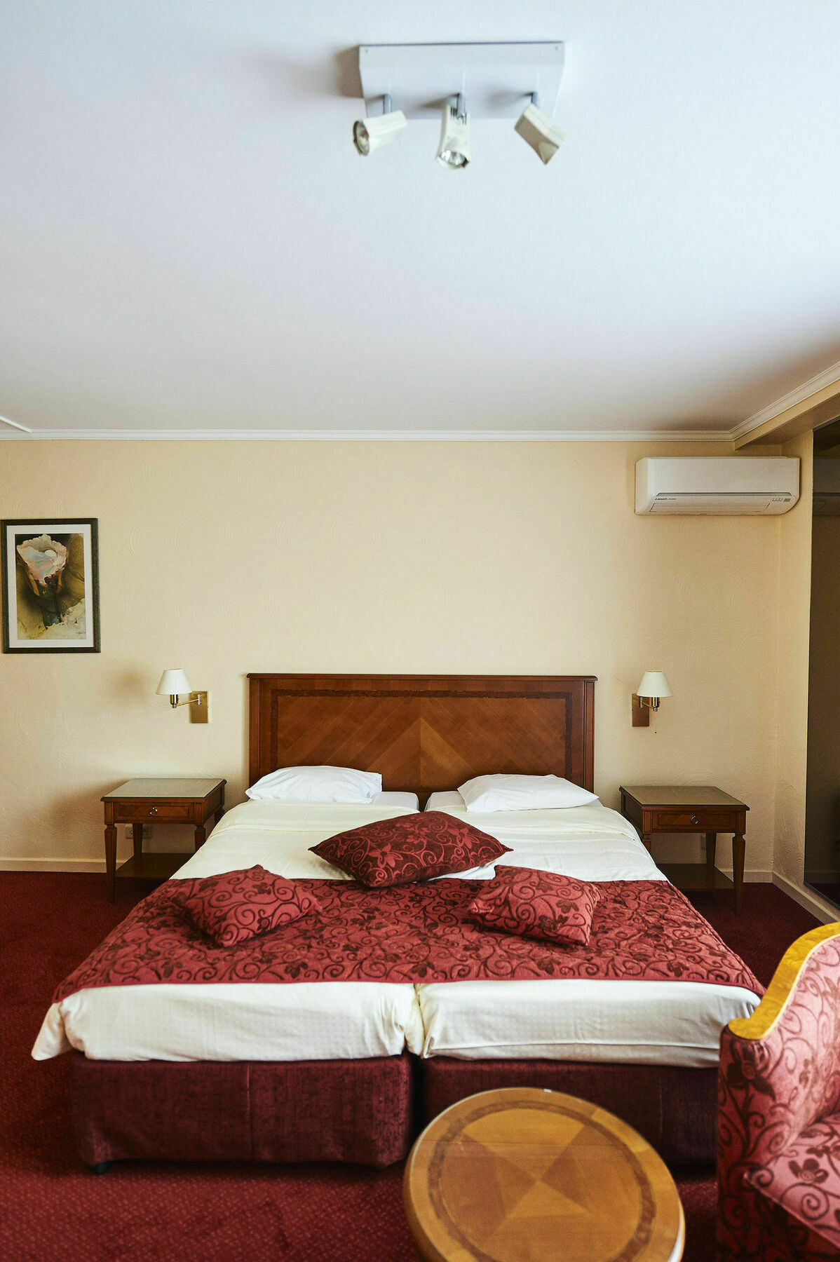 Hotel Les 3 Cles Gembloux Ngoại thất bức ảnh